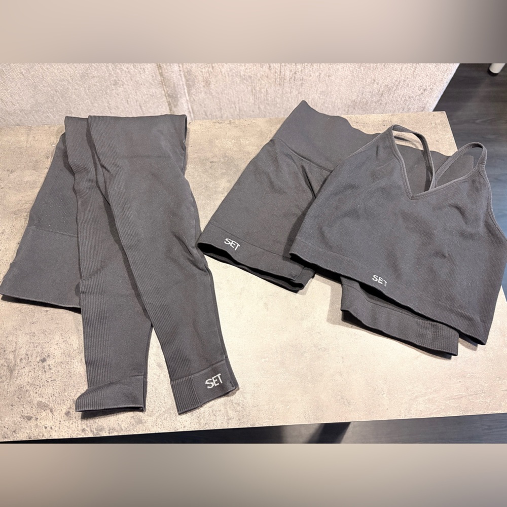SET Active Three Piece Sportflex Bralette, Shorts, and Leggings